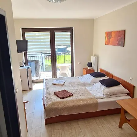 ベッド・アンド・ブレックファスト Koral