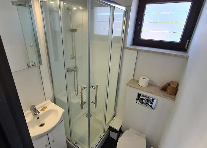 ベッド・アンド・ブレックファスト Koral 3*